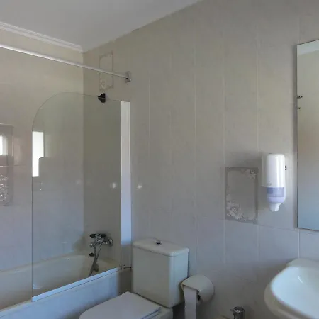 San Jorge Gæstehus Nueva De Llanes