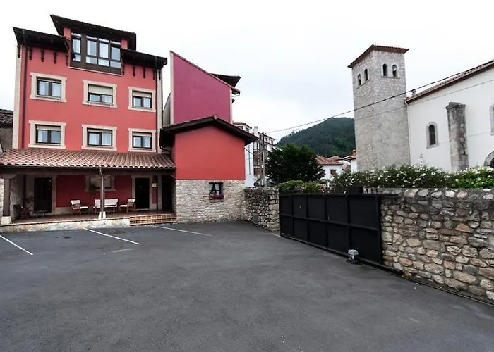 San Jorge Pensión 3*